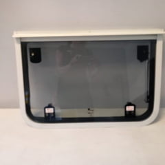 Janela Basculante MAXIAR em Vidro para Trailers e Motor-Homes - FINESTRA - TESTE