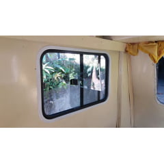 Janela Basculante MAXIAR em Vidro para Trailers e Motor-Homes - FINESTRA - TESTE